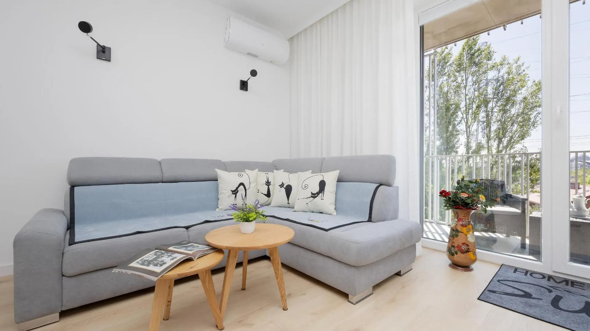 Stacja Wola Nowoczesny Apartament Z Balkonem I Parkingiem Warszawa By Noclegi Renters 0*,  Polska